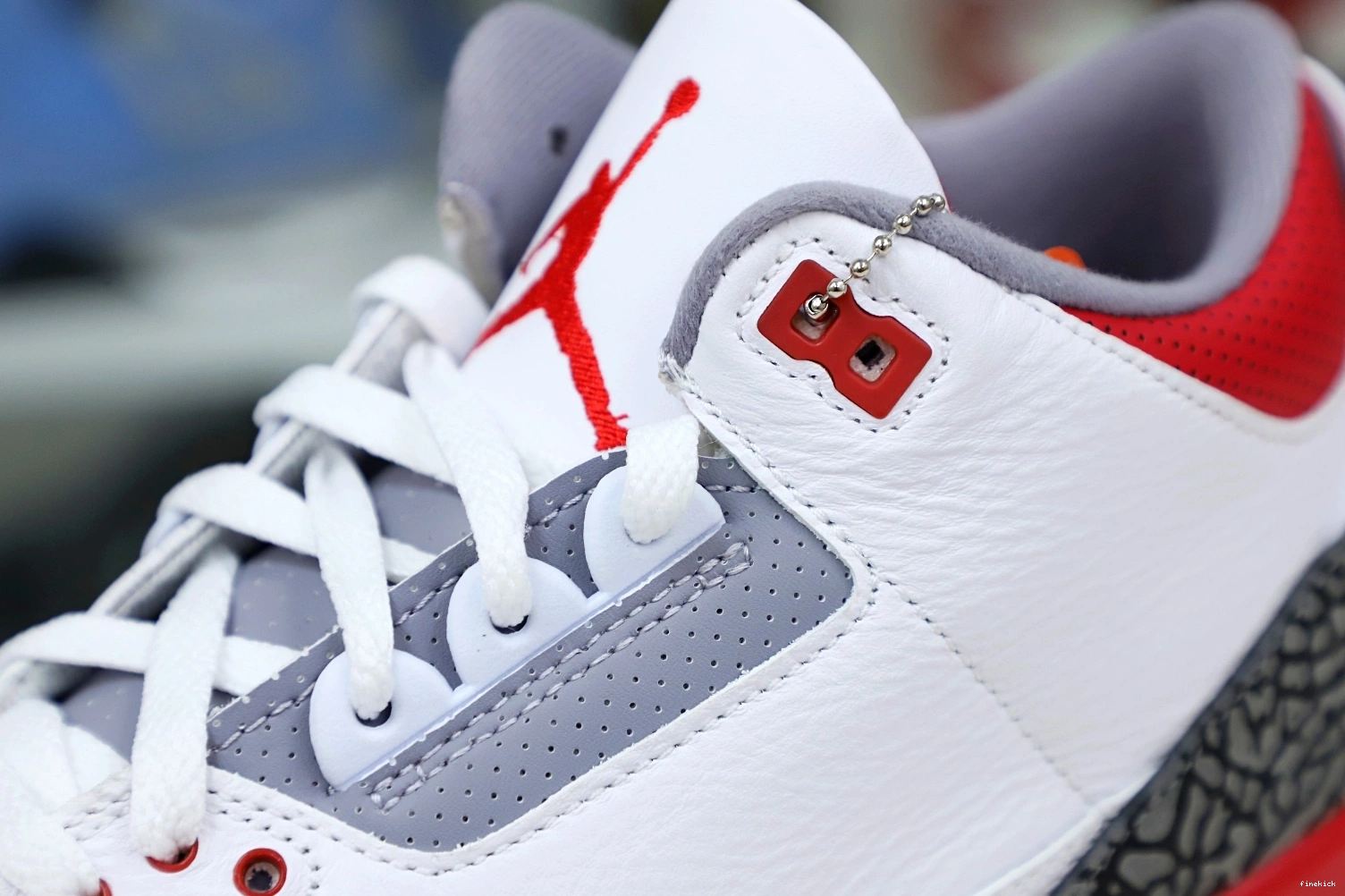 AIR JORDAN 3RETRO